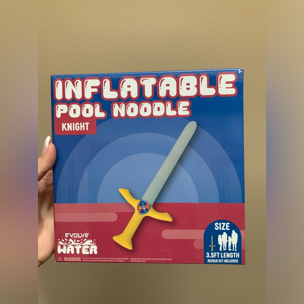 EVOLVE WATER Inflatable Pool Noodle Knight Sword 3.5 FT BRAND NEW All Ages